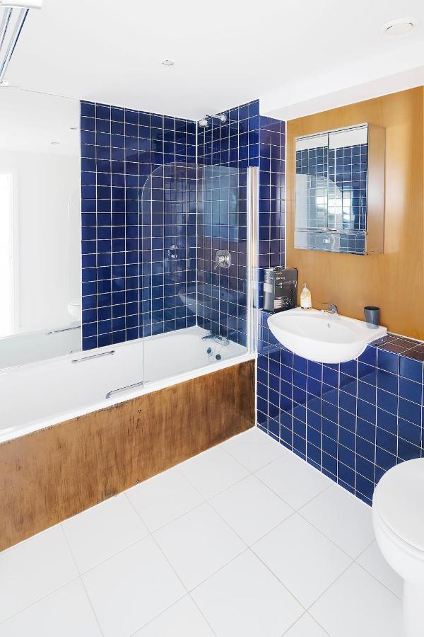 The Bright Flat In Whitechapel Apartment Londra Exterior foto